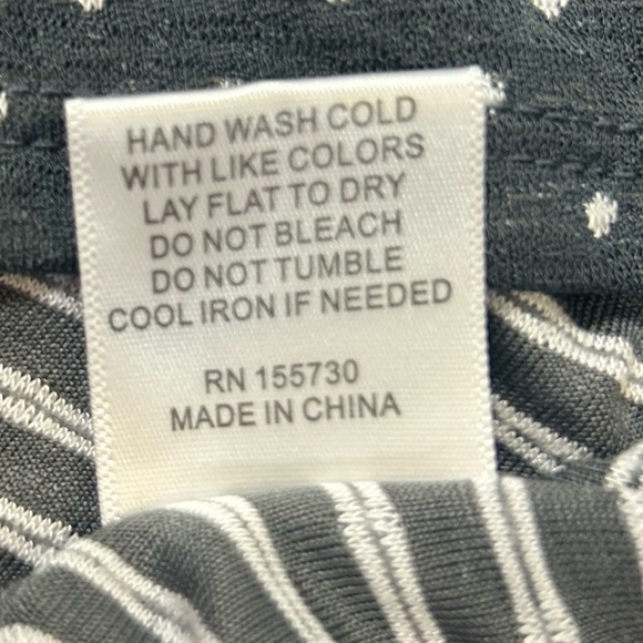 Anthropologie Rose & Olive Gray/White Polka Dot Top. 3/4 Length Sleeve. Size 2X - Picture 7 of 8